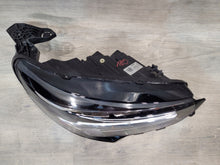 Laden Sie das Bild in den Galerie-Viewer, Frontscheinwerfer Opel Corsa F 39162654 Full LED Rechts Scheinwerfer Headlight SCH5323613464av