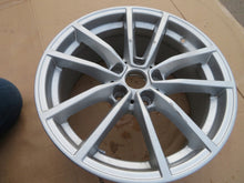 Load image into Gallery viewer, 1x Alufelge 17 Zoll 7.5" 5x120 52ET Glanz Silber 6883520 BMW 3 G21 G20 Rim Wheel FEL6313667041jj