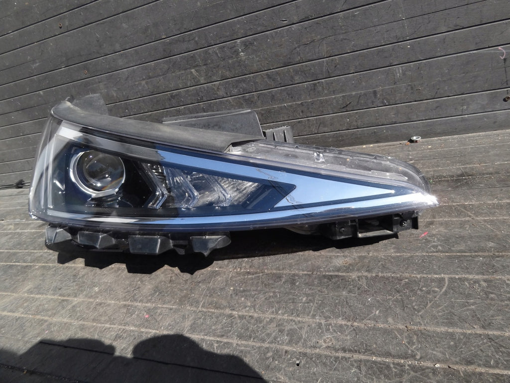 Frontscheinwerfer Hyundai Elantra Rechts Scheinwerfer Headlight