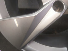 Laden Sie das Bild in den Galerie-Viewer, 1x Alufelge 17 Zoll 8.0" 5x112 46ET Glanz Silber 8Y0601025 Audi A3 Rim Wheel FEL5217906574vo
