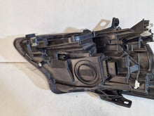 Laden Sie das Bild in den Galerie-Viewer, Frontscheinwerfer Mercedes-Benz Vito W447 A4479068101 Links Headlight SCH3408616280ig