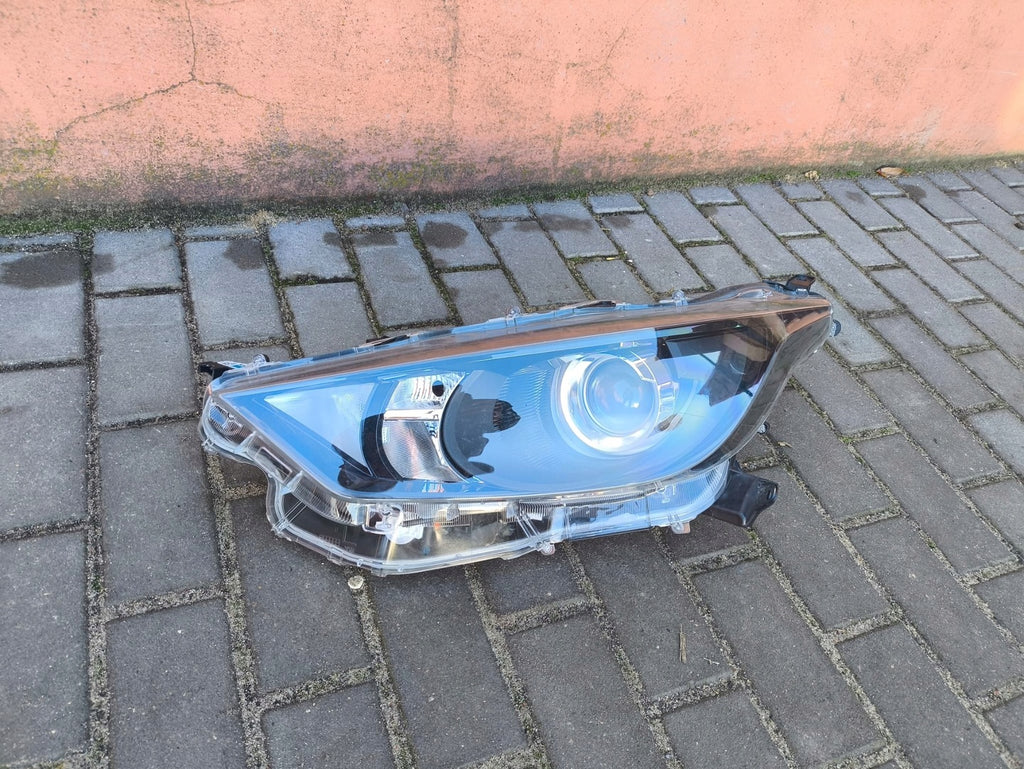 Frontscheinwerfer Toyota Yaris EUK0-6 Full LED Links Scheinwerfer Headlight SCH2299947899yp