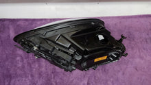 Laden Sie das Bild in den Galerie-Viewer, Frontscheinwerfer Porsche 911 991 Carrera 99163199302 Xenon Links Headlight SCH9210656779bm
