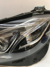 Laden Sie das Bild in den Galerie-Viewer, Frontscheinwerfer Mercedes-Benz A2139062506 LED Links Scheinwerfer Headlight