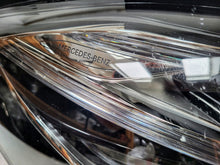 Laden Sie das Bild in den Galerie-Viewer, Frontscheinwerfer Mercedes-Benz W213 A2139069608 LED Rechts Headlight SCH2455000532vp