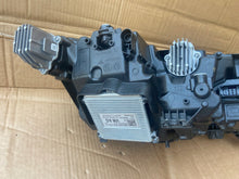 Laden Sie das Bild in den Galerie-Viewer, Frontscheinwerfer Skoda Octavia IV 5E4941015A LED Links Scheinwerfer Headlight SCH2192380413fu