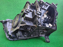 Laden Sie das Bild in den Galerie-Viewer, Frontscheinwerfer Audi 83A941784 Rechts Scheinwerfer Headlight SCH7080054427bg