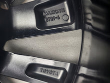 Load image into Gallery viewer, 1x Alufelge 17 Zoll 7.5" 5x114.3 40ET Glanz Schwarz 42611-YYC00 Toyota Corolla FEL4884161318kg