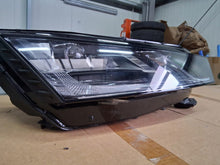 Laden Sie das Bild in den Galerie-Viewer, Frontscheinwerfer Skoda Octavia IV 5E4941016B LED Rechts Scheinwerfer Headlight SCH1620956988zc