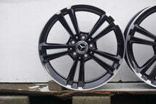 Laden Sie das Bild in den Galerie-Viewer, 4x Alufelge 18 Zoll 7.5&quot; 5x112 49ET Glanz Schwarz A1774011300 Mercedes-Benz W177