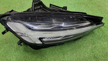 Load image into Gallery viewer, Frontscheinwerfer Volvo S60 V60 Rechts Scheinwerfer Headlight SCH1339286296yg