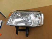 Laden Sie das Bild in den Galerie-Viewer, Frontscheinwerfer VW Transporter 301191301 Links Scheinwerfer Headlight SCH5739042692hi