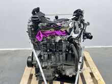 Load image into Gallery viewer, Motor Mercedes-Benz W177 282914 1.3 CGI 150PS 64TKm 2021 Benzin Unkomplett