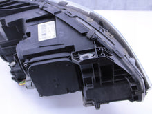 Laden Sie das Bild in den Galerie-Viewer, Frontscheinwerfer Mercedes-Benz W246 A2468207761 Xenon Links Headlight SCH3696486076ao