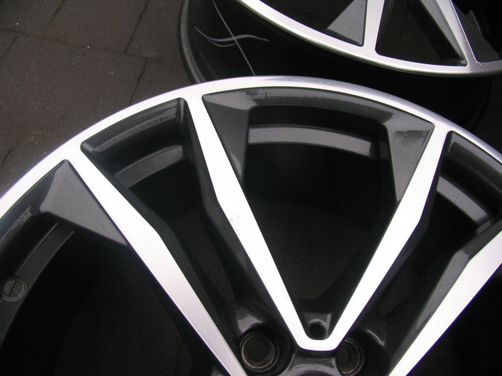 1x Alufelge 19 Zoll 8.0" 5x112 47ET Glanz Graphit 8008616 BMW Rim Wheel FEL5146663966sh