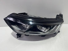 Laden Sie das Bild in den Galerie-Viewer, Frontscheinwerfer Renault Koleos II 260600731R Links Scheinwerfer Headlight SCH5586650966ra