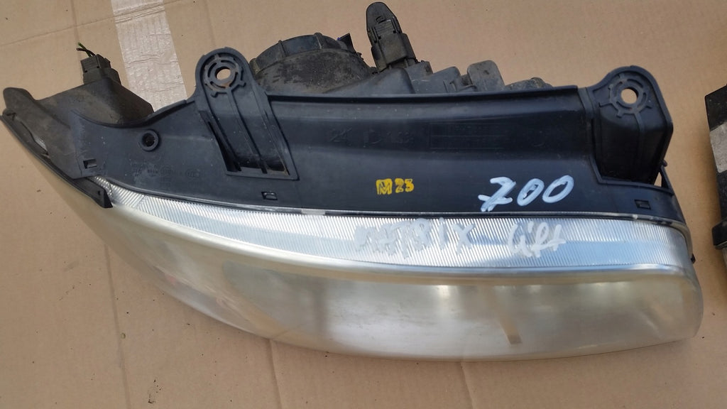 Frontscheinwerfer Hyundai Matrix 92102-17630 Halogen Rechts Headlight