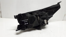 Laden Sie das Bild in den Galerie-Viewer, Frontscheinwerfer Toyota Hilux VIII TOM4525 Full LED Rechts Headlight SCH1772415160is