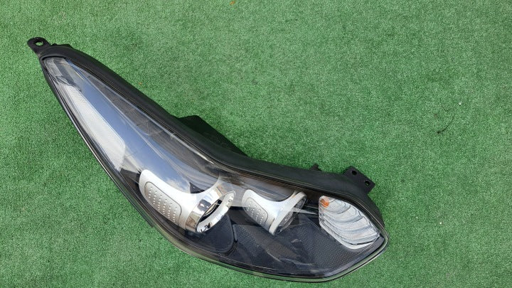 Frontscheinwerfer Kia Sportage 92102-F1110 Xenon Rechts Scheinwerfer Headlight SCH4179602941it