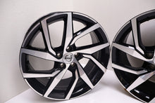 Laden Sie das Bild in den Galerie-Viewer, 4x Alufelge 18 Zoll 7.5" 5x108 45ET Glanz Silber 32209776 Volvo S60 V60 Ii FEL8571036575pc