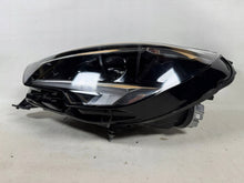 Laden Sie das Bild in den Galerie-Viewer, Frontscheinwerfer Opel Corsa F 39162653 Links Scheinwerfer Headlight SCH7844050984ep