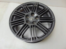 Laden Sie das Bild in den Galerie-Viewer, 1x Alufelge 18 Zoll 7.5" 5x114.3 45ET Glanz Silber PZ406-X0679 Toyota Rim Wheel FEL9063423798sk