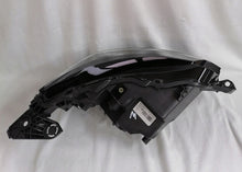 Laden Sie das Bild in den Galerie-Viewer, Frontscheinwerfer Peugeot 2008 II 90123733 LED Links Scheinwerfer Headlight