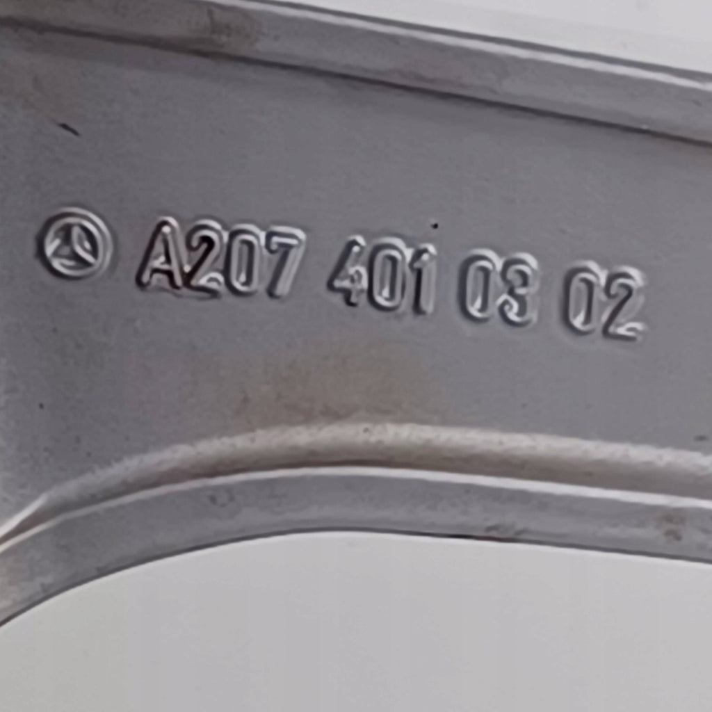1x Alufelge 17 Zoll A2074010302 Mercedes-Benz C207 Rim Wheel FEL5366340998lh