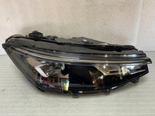 Laden Sie das Bild in den Galerie-Viewer, Frontscheinwerfer VW Passat 3J1941006 3J1941005KOD 85122000 Full LED Rechts SCH3959148588ev