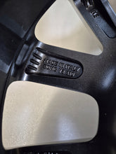 Laden Sie das Bild in den Galerie-Viewer, 1x Alufelge 16 Zoll 6.5&quot; 5x114.3 Mazda Rim Wheel