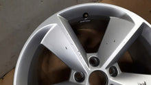 Laden Sie das Bild in den Galerie-Viewer, 1x Alufelge 18 Zoll 7.5" 5x112 51ET Silber 5E0601025AC Skoda Octavia Iii FEL7134350720rp