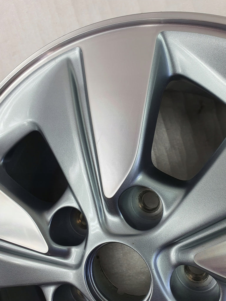 1x Alufelge 15 Zoll 6.0" 5x114.3 45ET 4FA1A Nissan Leaf Ze0 Ze1 Pulsar Rim Wheel