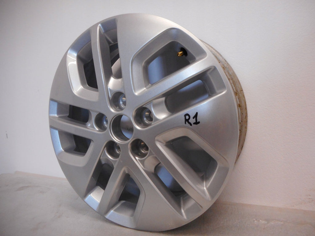 1x Alufelge 17 Zoll 6.0" 5x114.3 50ET 93459465 Opel Vivaro Trafic Rim Wheel