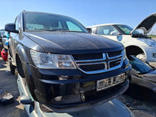 Load image into Gallery viewer, Frontscheinwerfer Dodge Journey Freemont Rechts Scheinwerfer Headlight SCH6755044818xv