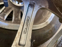 Load image into Gallery viewer, 1x Alufelge 19 Zoll 5x120 40ET BMW E65 E66 Rim Wheel FEL9206070271pj