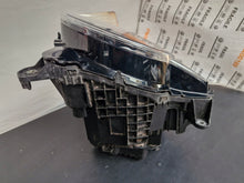 Laden Sie das Bild in den Galerie-Viewer, Frontscheinwerfer Land Rover Defender L8B213W030EF Links Scheinwerfer Headlight SCH2789322872zz