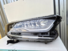 Laden Sie das Bild in den Galerie-Viewer, Frontscheinwerfer Honda Cr-V V Crv 33100TLAA11 Full LED Rechts Headlight SCH6749651588mo