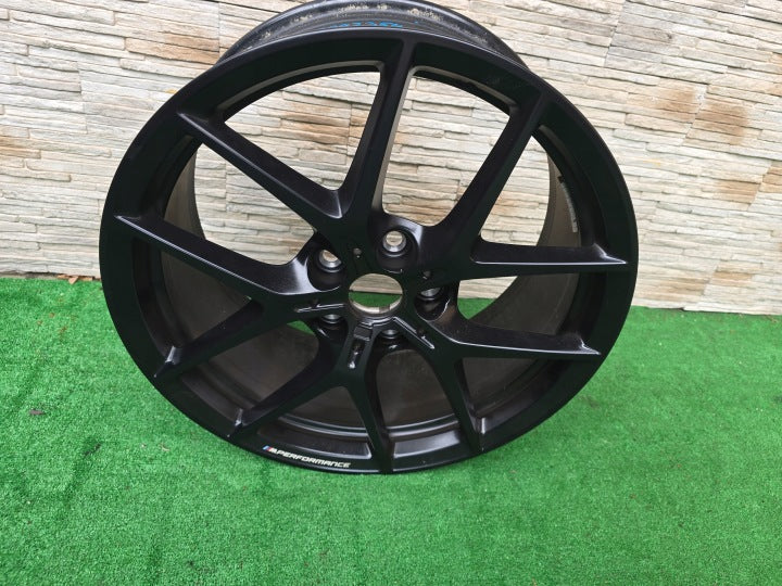 1x Alufelge 18 Zoll 8.0" 5x112 8092354 BMW 1 F40 Rim Wheel FEL4857465111hw