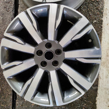 Load image into Gallery viewer, 1x Alufelge 19 Zoll 8.0" 5x108 45ET Glanz Silber Land Rover Rim Wheel FEL3334558722we