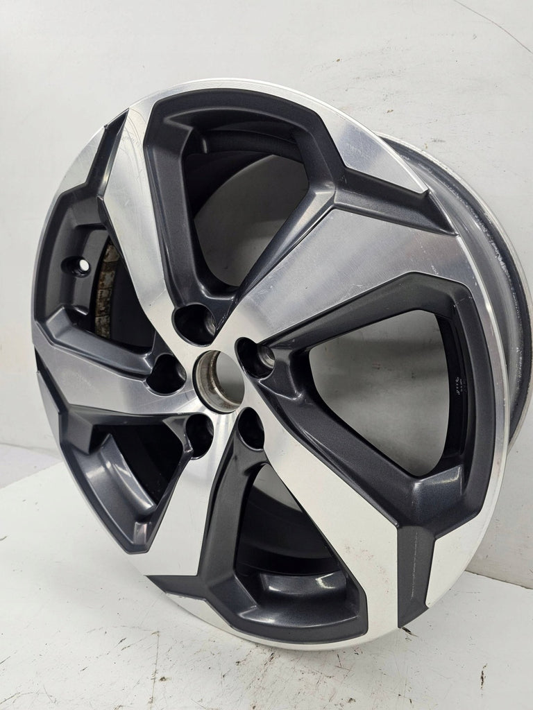 1x Alufelge 18 Zoll 5x114.3 Toyota Rav 4 Rim Wheel FEL1892701588ti