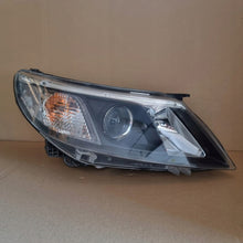 Laden Sie das Bild in den Galerie-Viewer, Frontscheinwerfer Saab 9-3 1EL010317-36 Xenon Rechts Scheinwerfer Headlight