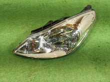 Laden Sie das Bild in den Galerie-Viewer, Frontscheinwerfer Hyundai I10 92101-0X0 Links Scheinwerfer Headlight