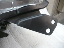 Laden Sie das Bild in den Galerie-Viewer, Frontscheinwerfer Mazda II Ein Satz Scheinwerfer Headlight