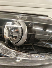 Laden Sie das Bild in den Galerie-Viewer, Frontscheinwerfer Kia Sportage Rechts Scheinwerfer Headlight SCH2464798788mv