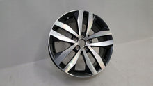 Laden Sie das Bild in den Galerie-Viewer, 1x Alufelge 17 Zoll 7.0&quot; 5x110 41ET 5J0601025N Skoda Fabia Rim Wheel