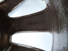 Load image into Gallery viewer, 1x Alufelge 16 Zoll 6.5" 5x112 44ET Glanz Silber 5C0601025T VW Beetle Rim Wheel FEL4726700043aq