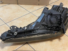 Laden Sie das Bild in den Galerie-Viewer, Frontscheinwerfer Honda Jazz Logo P9730 Rechts Scheinwerfer Headlight