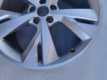 Laden Sie das Bild in den Galerie-Viewer, 1x Alufelge 20 Zoll 5x112 45ET 89A601025M Audi E-Tron Sportback Q4 Rim Wheel FEL2501345093un