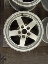 Load image into Gallery viewer, 4x Alufelge 16 Zoll 7.0&quot; 5x112 35ET Glanz Silber 8W0601025 Audi Rim Wheel