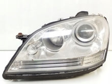 Laden Sie das Bild in den Galerie-Viewer, Frontscheinwerfer Mercedes-Benz W164 A1648260191 Rechts Scheinwerfer Headlight SCH8832684051pj